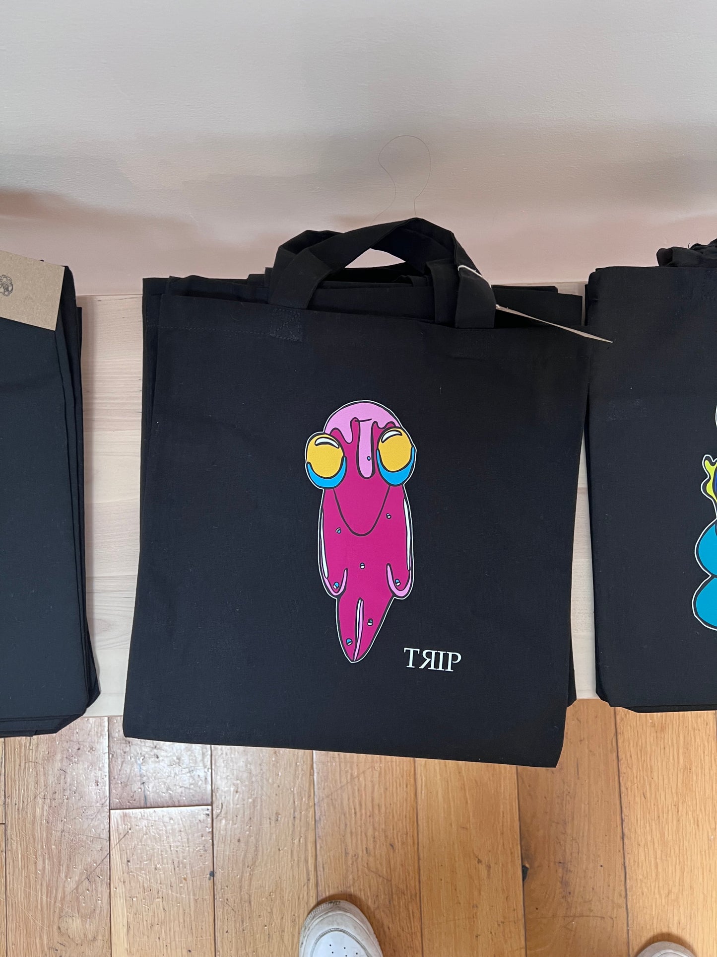 THE TOTES